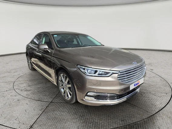 Ford Taurus Titanium 2022 