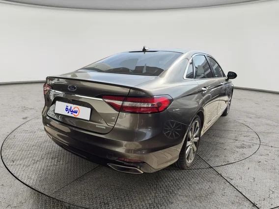 Ford Taurus Titanium 2022 