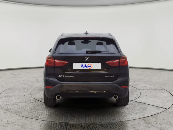 بي ام دبليو الفئة اكس 1 S Drive 20 i  2022 