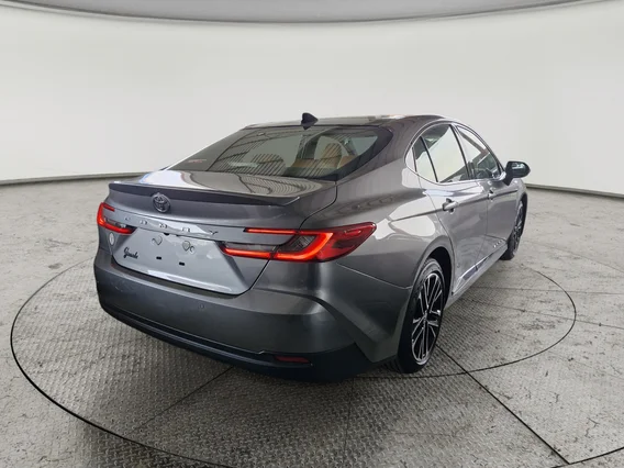 Toyota Camry  Grande 2025 
