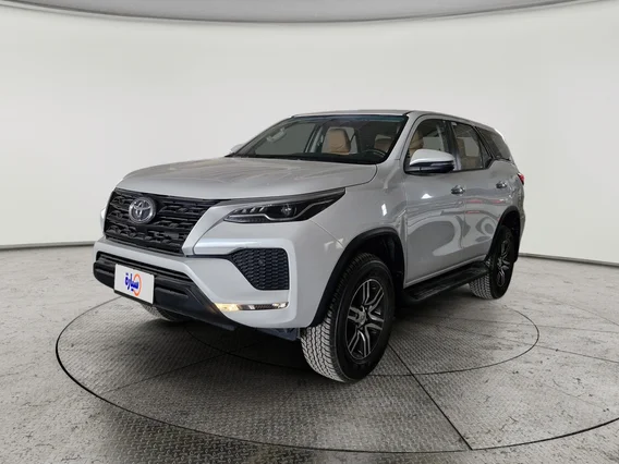 Toyota Fortuner GX 2024 