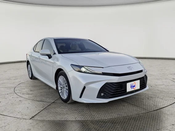 تويوتا كامري E Plus HEV 2025 