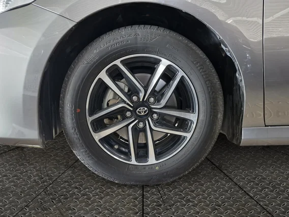 Toyota Camry  LE 2022 