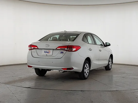 Toyota Yaris  Y 2021 
