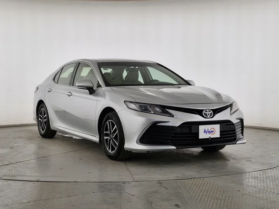 Toyota Camry  LE HEV 2021 