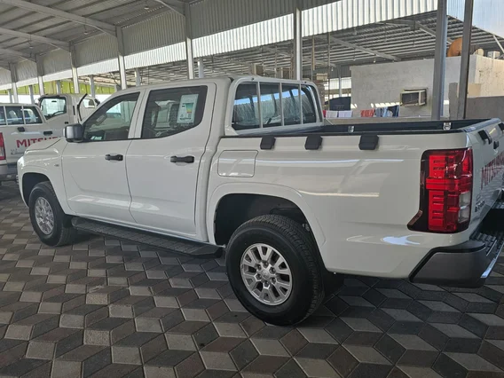 ميتسوبيشي L200 Double Cap 2025 دبل