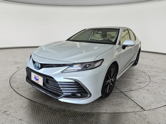 Toyota Camry  GLE HEV  2024 
