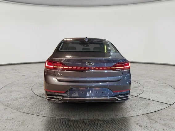 Kia K7  2020 