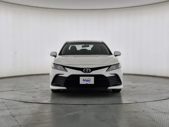 تويوتا كامري LE 2022 
