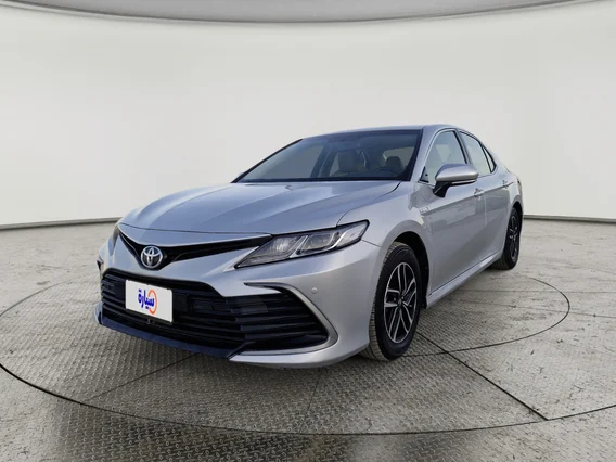 تويوتا كامري LE HEV 2021 