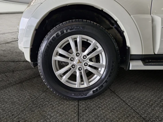 ميتسوبيشي باجيرو GLS 4Doors 2020 دبل