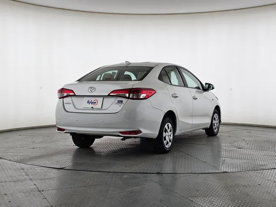 Toyota Yaris  Y 2022 