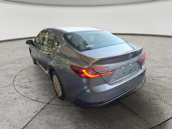 تويوتا كامري LE 2026 