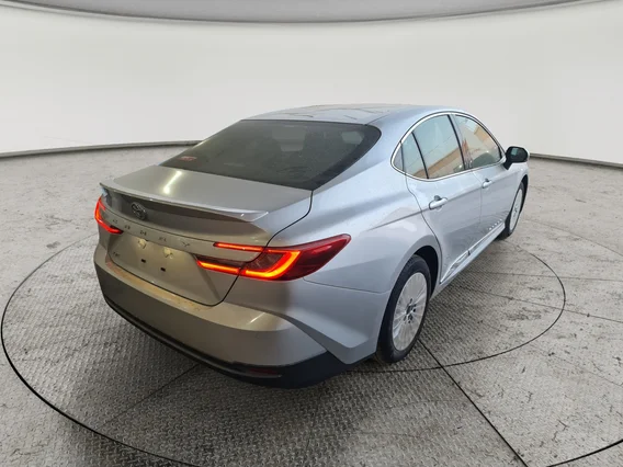 تويوتا كامري LE 2026 