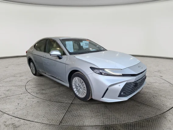 تويوتا كامري LE 2026 