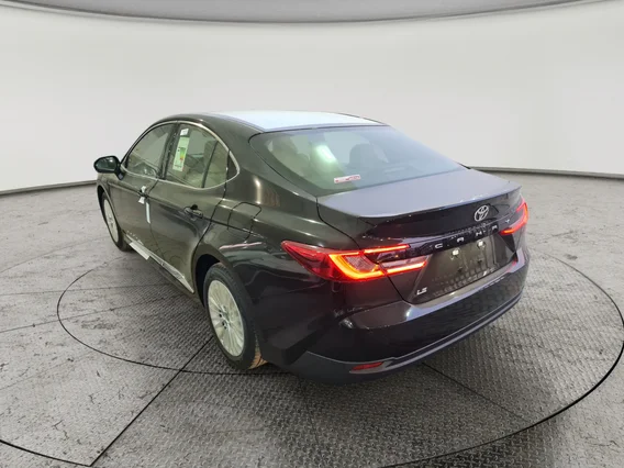 تويوتا كامري LE 2026 