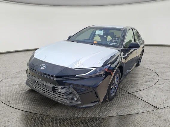 Toyota Camry  E 2026 