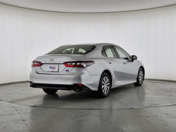Toyota Camry  LE 2022 