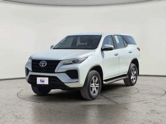 تويوتا فورتشنر GX 2023 