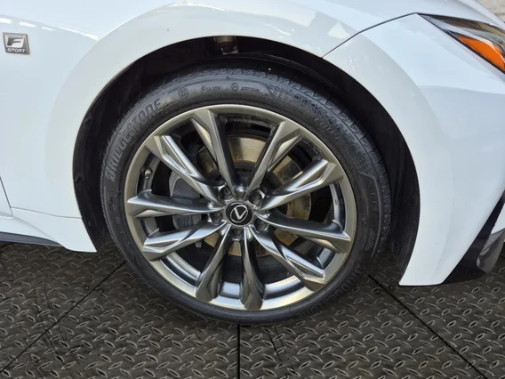 لكزس IS 350 F Sport 2021 