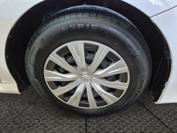 تويوتا كامري LE STD 2022 