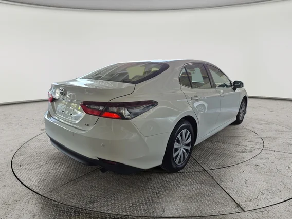 تويوتا كامري LE STD 2022 