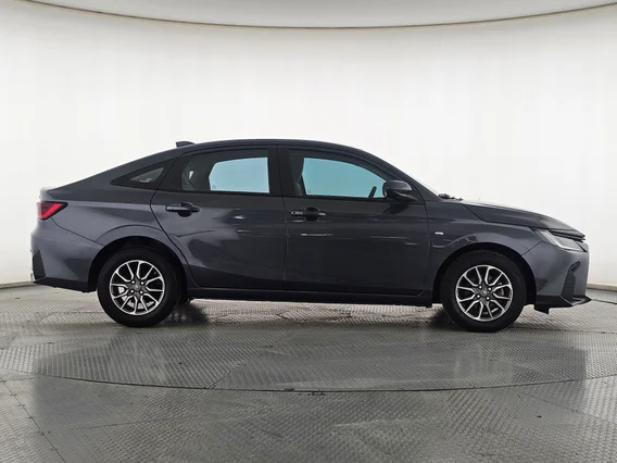 تويوتا يارس Y 2024 