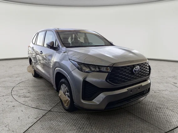 تويوتا اينوفا GL 2025 