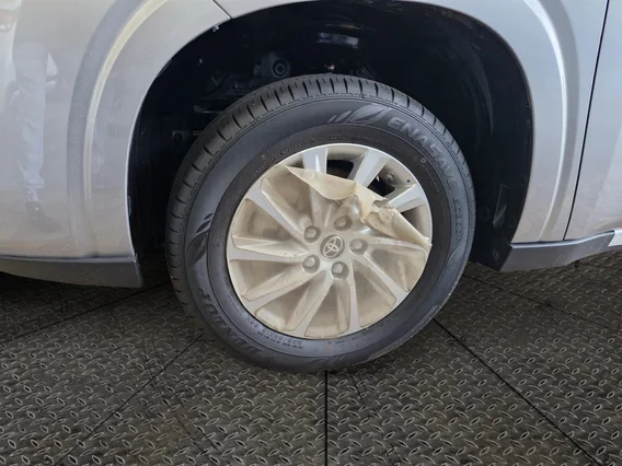 تويوتا اينوفا GL 2025 