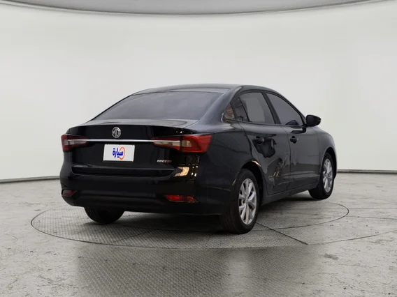 ام جي 5 STD 2023 