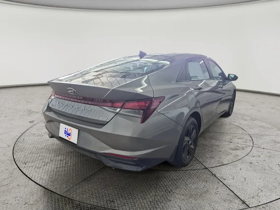 Hyundai Elantra Smart 2023 