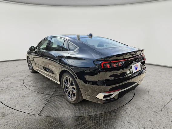 Ford Taurus Trend 2025 