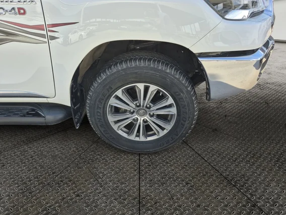 تويوتا هايلكس SGLX 4X4 AT DSL 2024 دبل