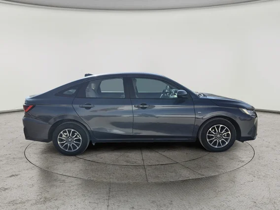 Toyota Yaris  Y 2024 