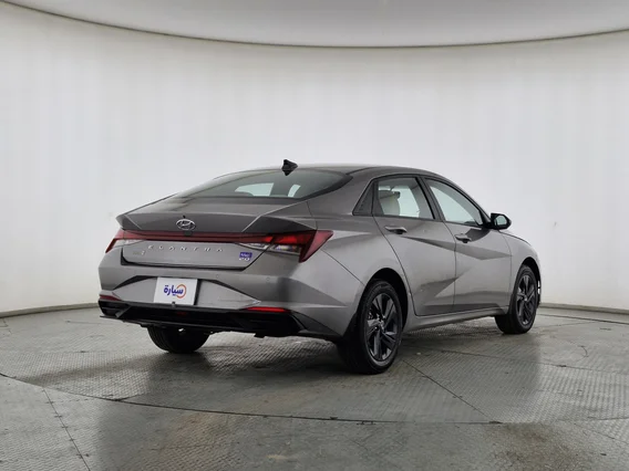 Hyundai Elantra Smart 2023 
