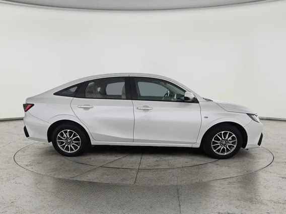 تويوتا يارس Y 2024 