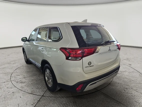 Mitsubishi Outlander GLX 2020 