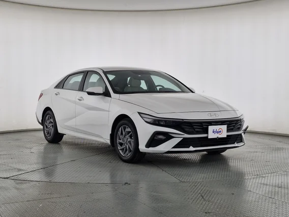 Hyundai Elantra Smart 2024 