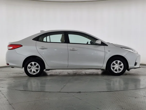 Toyota Yaris  Y 2021 