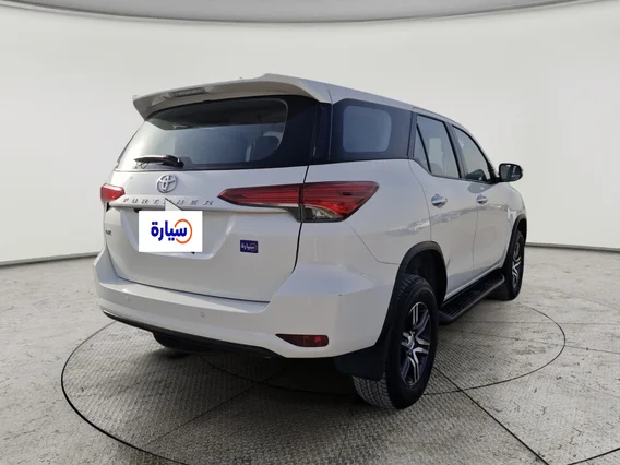 Toyota Fortuner GX 2022 