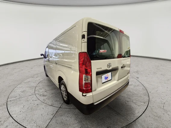 تويوتا هايس فان بضاعه 2025 