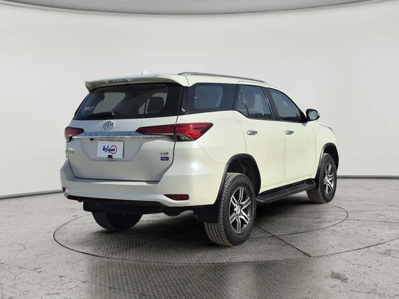 Toyota Fortuner VX 2022 دبل