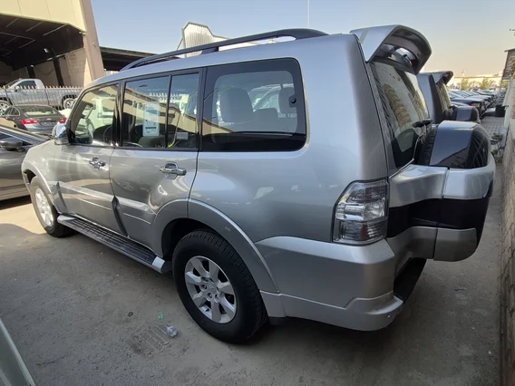 ميتسوبيشي باجيرو GLS 5Doors 2020 دبل