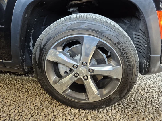 جيب جراند شيروكي ليمتد 2022 