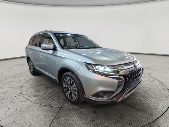 ميتسوبيشي اوتلاندر CLS 2020 