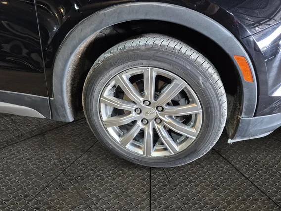 كاديلاك اكس تي 4  2020 