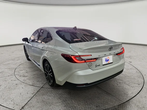 Toyota Camry  Grande 2025 
