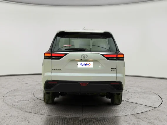 Toyota Innova VIP7 HEV 2026 