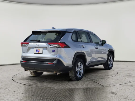 تويوتا راف فور LE 2024 