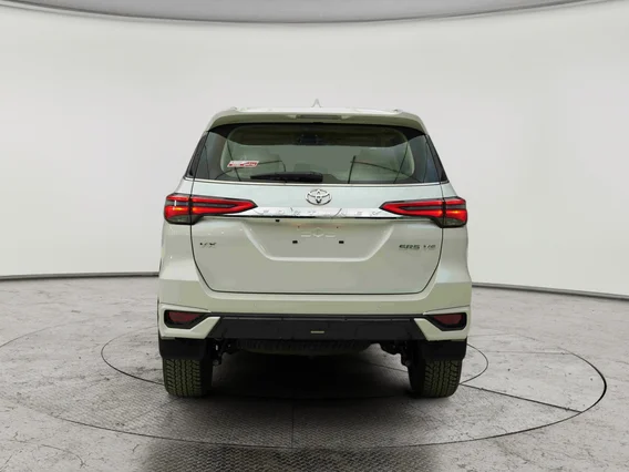 Toyota Fortuner VX3 2026 دبل